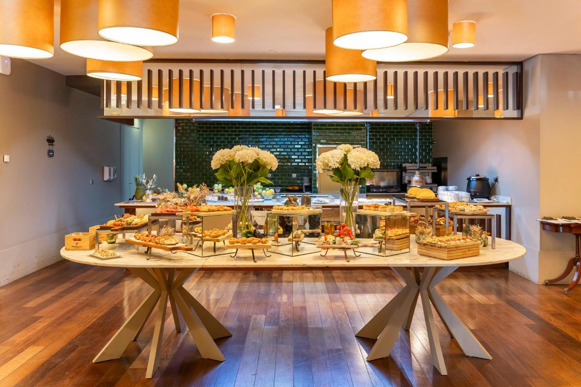 Hotel Porto Gaia By Ihg 4*